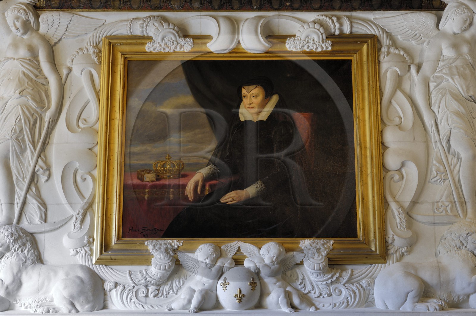 France, Indre-et-Loire (37), château de Chenonceau,  cheminée dans la chambre de Diane de Poitier, portrait de Catherine de Médicis