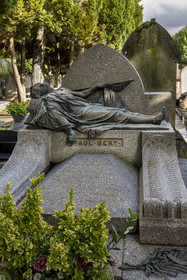 France, Yonne, Auxerre, the Saint-Amâtre (Dunant) cemetery founded in 1793, tomb of Paul Bert, the bronze recumbent figure is by the sculptor Auguste Bartholdi