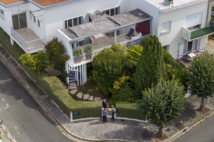 France, Charente-Maritime, Royan, villa Mbi ye no (1952) Boulevard Louis Lair by architects Jean Bauhain, Marc Hébrard and René Baraton (aerial view)