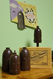 France, Meuse, Verdun, Braquier sugared almonds factory, the famous explosive chocolate shells, the dark chocolate shell explodes to blurt dragees and gadgets