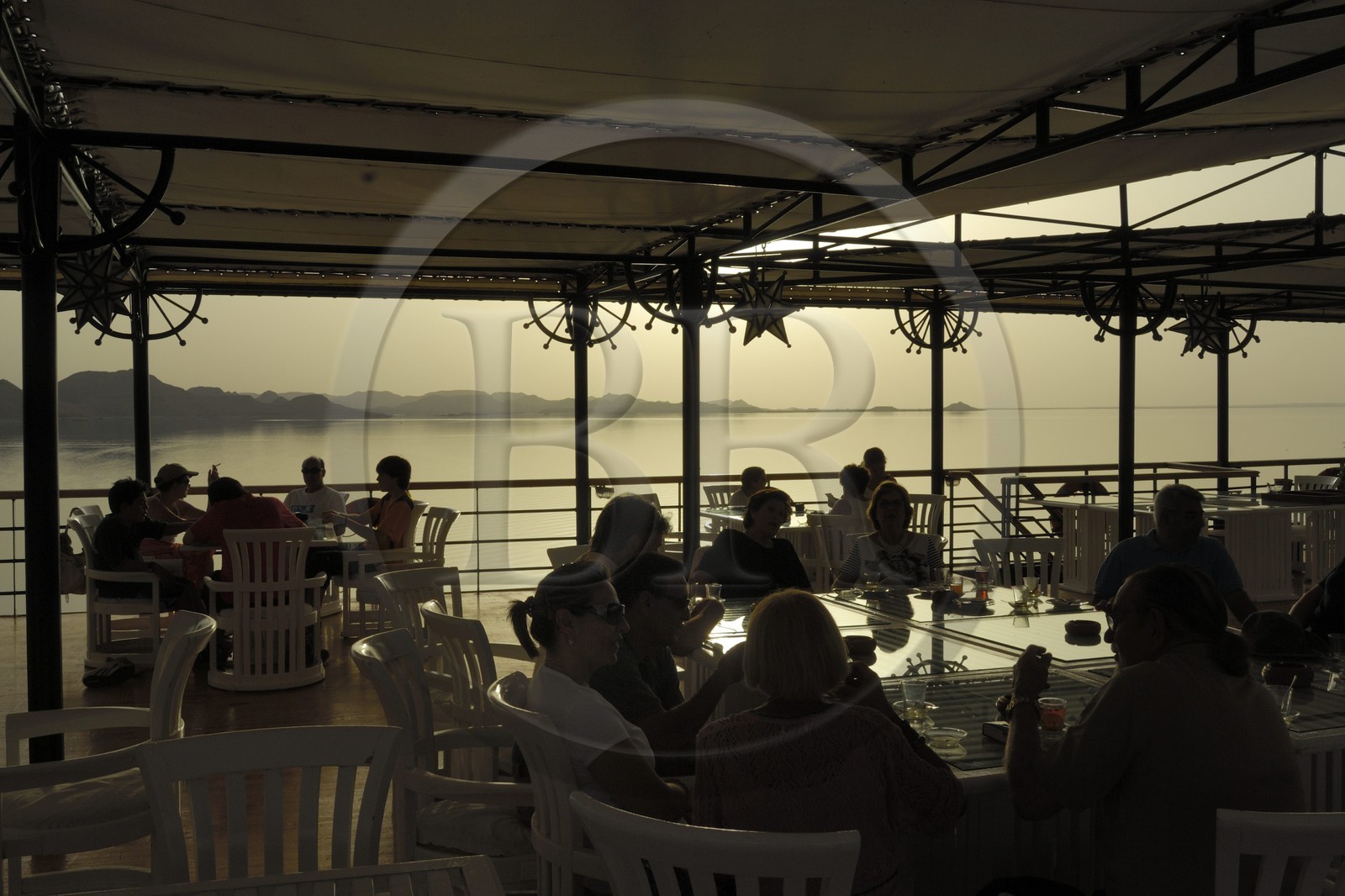 Egypt, Upper Egypt, Nubia, Lake Nasser, lake cruise on Qasr Ibrim ship
