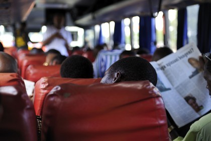 Tanzanie, Dar es-Salaam, dans un bus inter-cités