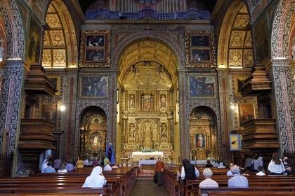 Portugal, Ile de Madère, Funchal, praca do municipio, église Saint-Jean-l'Evangéliste (Igreja de Sao Joao Evangelista) ou église du Collège des Jésuites