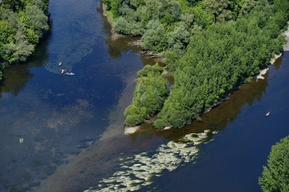 France, Dordogne, Perigord Noir, Dordogne Valley, Beynac et Cazenac, kayaking on the Dordogne river (aerial view)