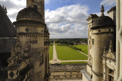 France, Loir et Cher (41), Vallée de la Loire classée Patrimoine Mondial de l' UNESCO, château de Chambord, sur la terrasse du toit