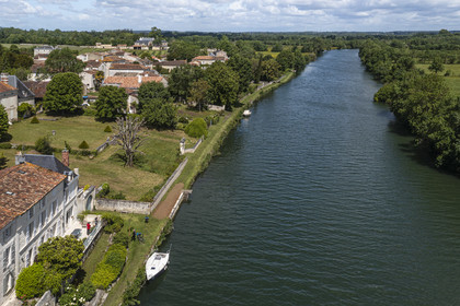 France, Charente-Maritime, Saintonge, Port-d'Envaux, old shipowners' residences on the banks of the Charente river (aerial view)