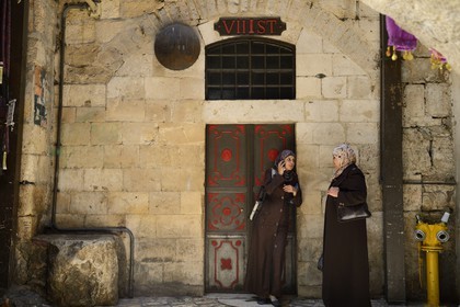 Israel, Jerusalem, holy city, the old town listed as World Heritage by UNESCO, the seventh station of the Via Dolorosa at the intersection of Market street (souk Khan El-Zeit) in the muslim quarter