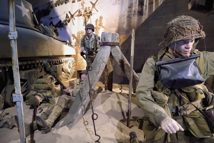 France, Calvados (14), Colleville-sur-Mer, Overlord-Museum, Normandy 44, collection américaine à l'intérieur du musée