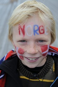 Norvège, Oslo, Martin jeune supporter de l'équipe nationale de football