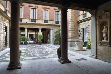 Italie, Lombardie, Milan, Quadrilatère de la Mode (Quadrilatero della moda), palais musée Palazzo Bagatti Valsecchi rues Via Monte Napoleone and via Gesu