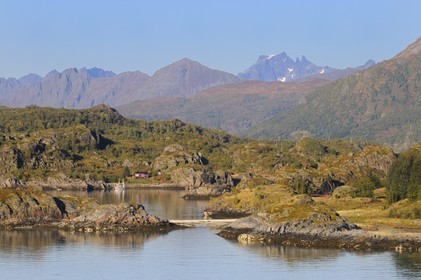 Norvège, Nordland, Iles Lofoten, le Raftsundet, détroit qui sépare Austvagoy de l'île d'Hinnoya
