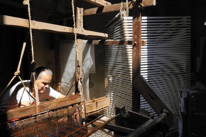 Morocco, Middle Atlas, Fez, Imperial City, Fez El Bali, medina listed as World Heritage by UNESCO, weaving workshop