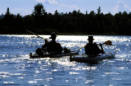 Canada, province de Québec, Réserve faunique de la Vérendrye, Rivière des Outaouais, Kayaks de mer