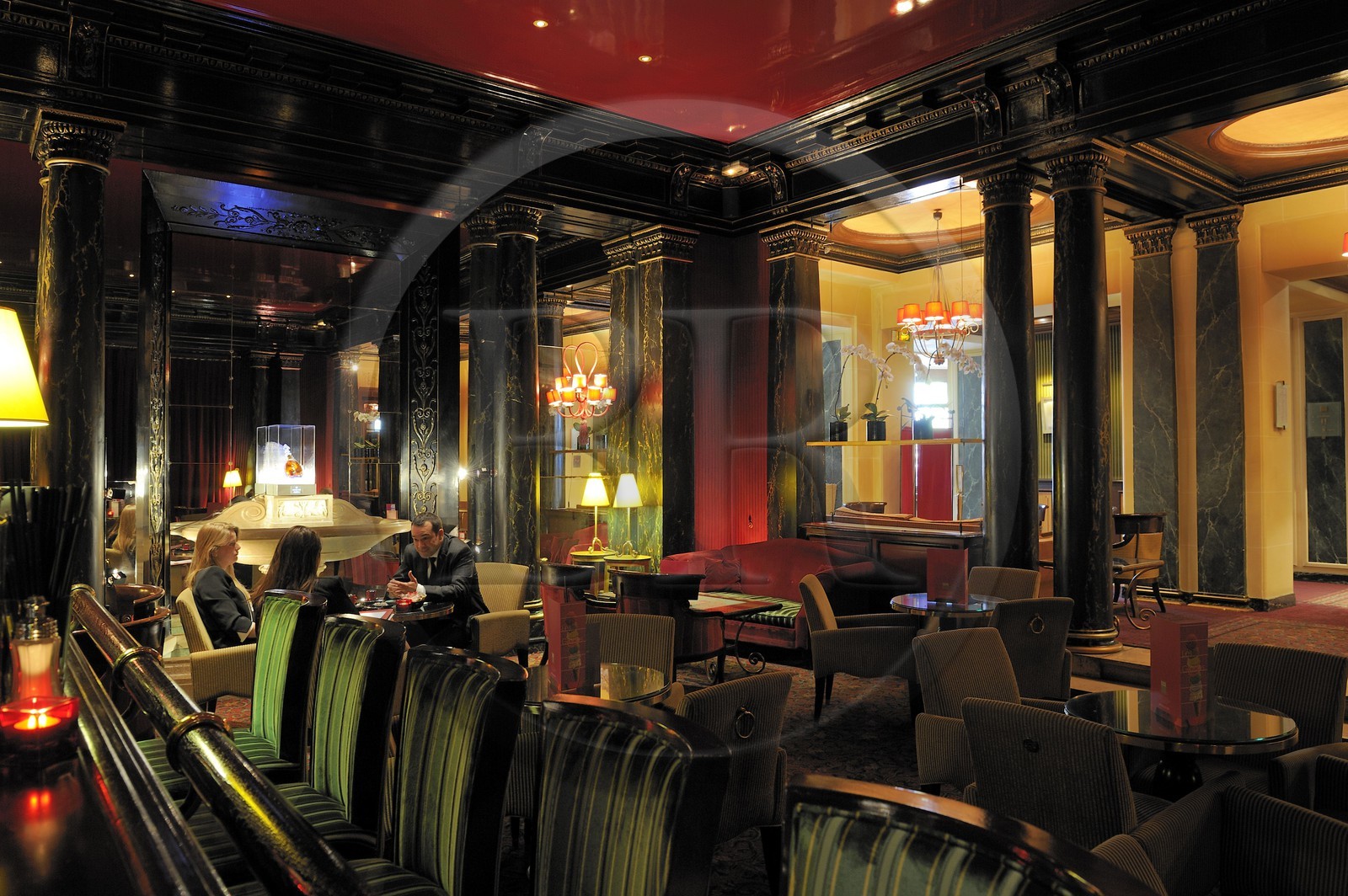 France, Paris (75), l'hôtel du Louvre, bar de l'hotel qui est resté dans son style haussmannien