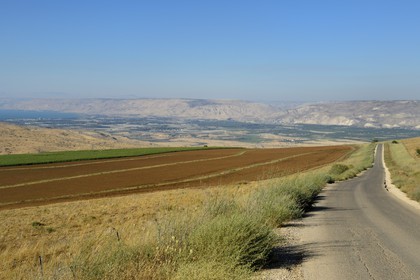 Israel, district Nord, Basse Galilée, la vallée du Jourdain et les montagne de Jordanie en arrière plan