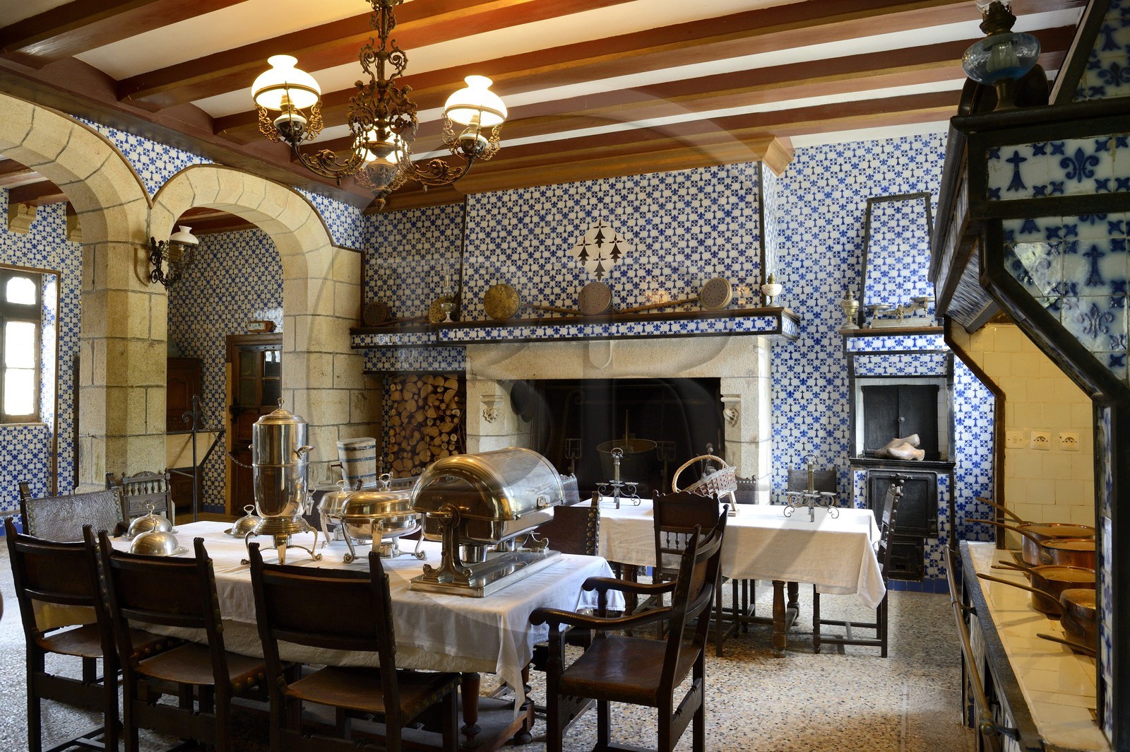 France, Finistère (29), le château de Keriolet aux environs de Concarneau, la cuisine