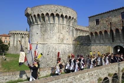 Italy, Liguria, Sarzana, Napoleon Festival, french troops of the Grande Armée leaving the citadel (fortress Firmafede)