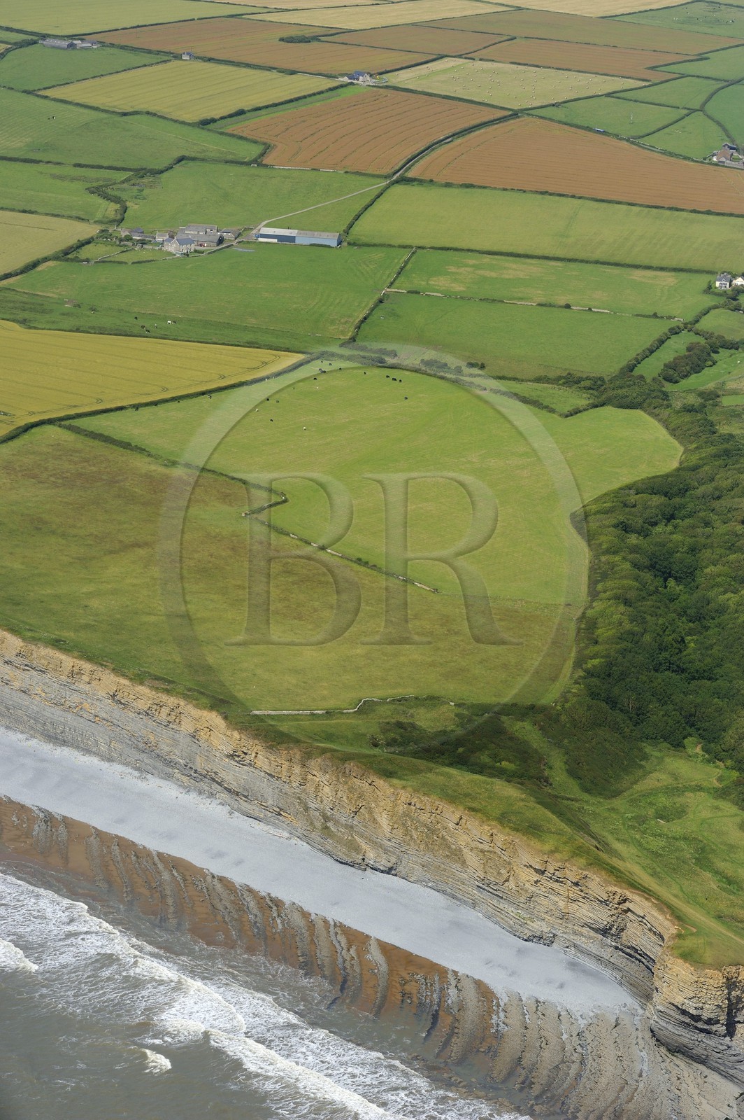 Royaume-Uni, Angleterre, Pays de Galles, la côte à Llantwit Major (vue aérienne)
