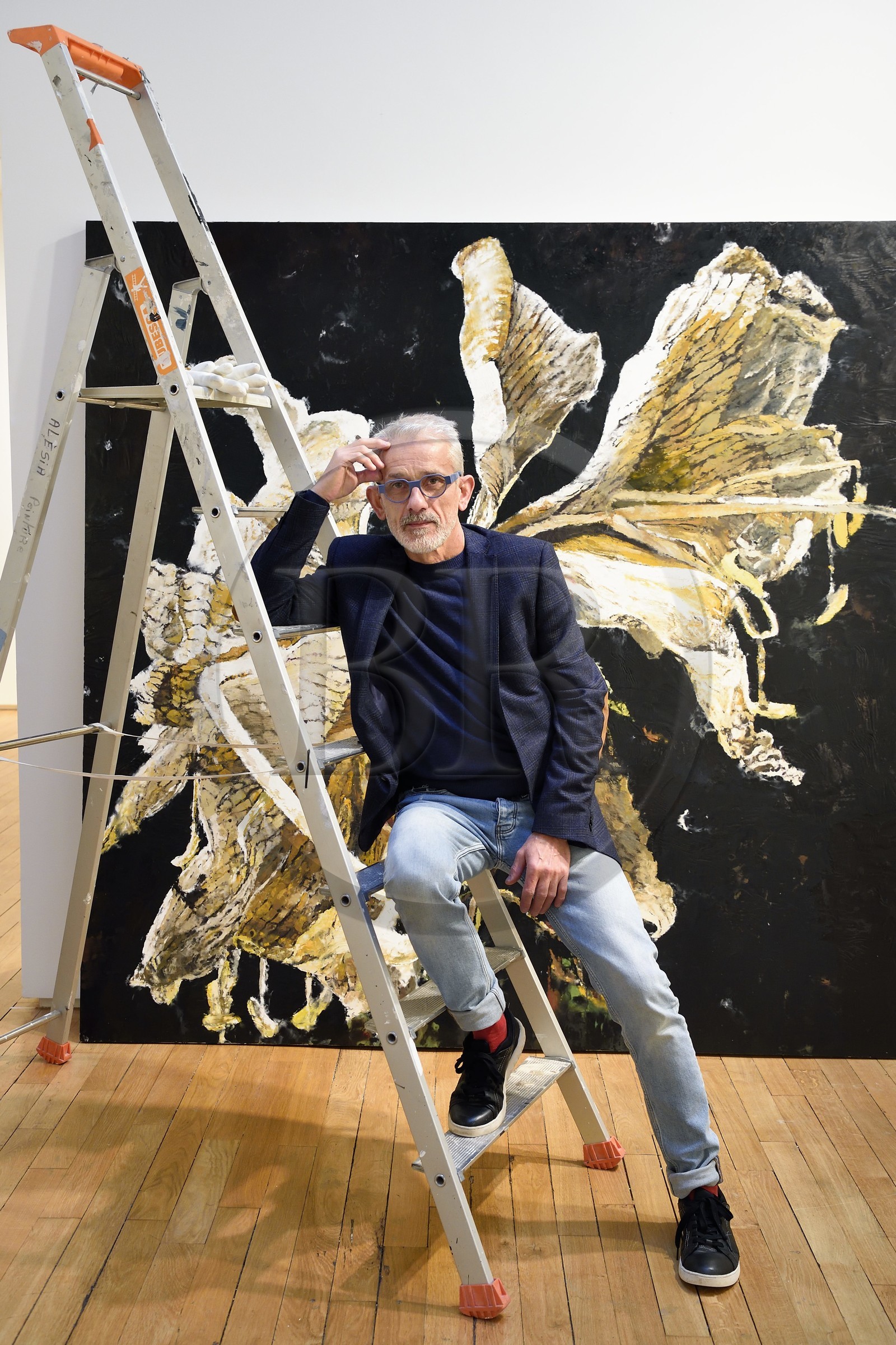 France, Paris (75), l'artiste peintre Philippe Cognée préparant son exposition à la galerie Templon