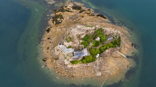 France, Finistère, Morlaix bay, Carantec, Louet Island and its lighthouse (aerial view)
