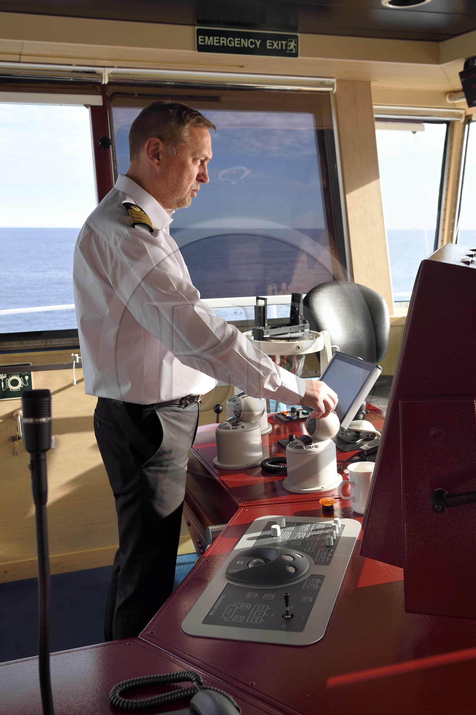 Groenland, cote Nord-Ouest, Baffin Bay, le capitaine Raymond Martinsen du bateau de croisière MS Fram de la compagnie Hurtigruten Groenland, cote Nord-Ouest, Baffin Bay, le capitaine Raymond Martinsen du bateau de croisière MS Fram de la compagnie Hurtigruten