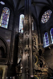 France, Bas-Rhin (67), Strasbourg, la cathédrale Notre-Dame, le pilier des Anges sonnant la trompette céleste
