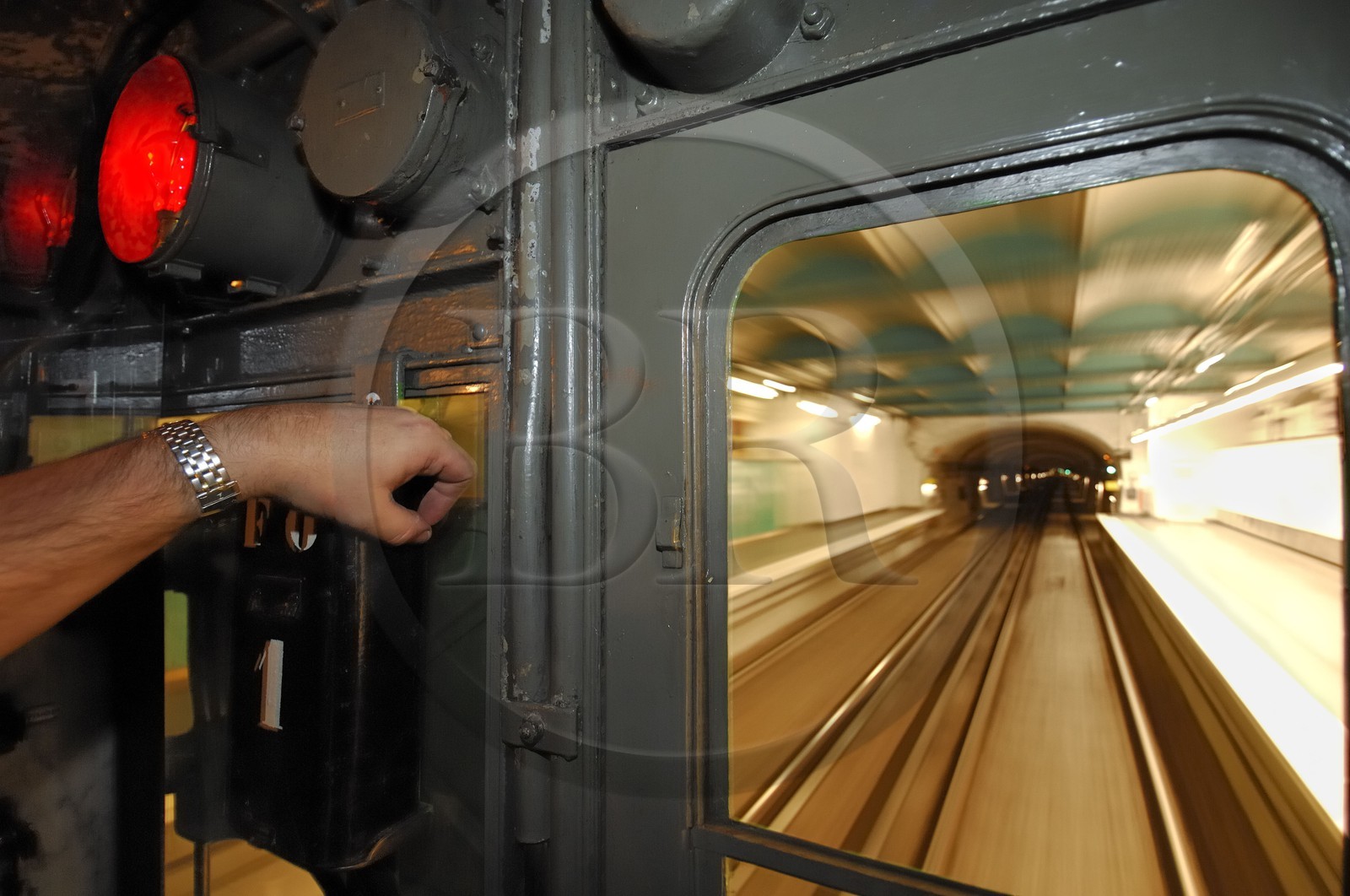 France, Paris (75) l'ancienne rame de metro parisien Sprague Thomson
