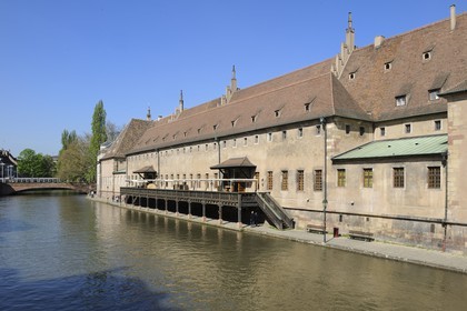 France, Bas Rhin (67), Strasbourg, l'Ancienne Douane et les bords de l'Ill