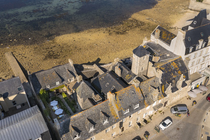France, Finistère, Roscoff, old shipowners' houses located between rue Amiral Reveillere and the shore (aerial view)