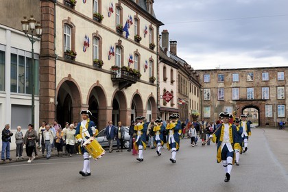 France, Vosges, Senones, capital of the former principality of Salm Salm which used to be part of France in 1793, changing of the guard in main street