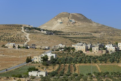 Israel, Cisjordanie, l'Hérodion, colline artificiellement exhaussée qui abrite les ruines d'un palais fortifié construit par le roi Hérode Ier le Grand (site classé Parc National)