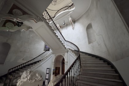 France, Corse-du-Sud (2A), Ajaccio, le grand escalier de la bibliothèque Fesch dans le palais Fesch