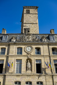 France, Cote d'Or, Dijon, area listed as World Heritage by UNESCO, Palace of the Dukes of Burgundy on the Place de la Libération topped by the Philippe Le Bon tower