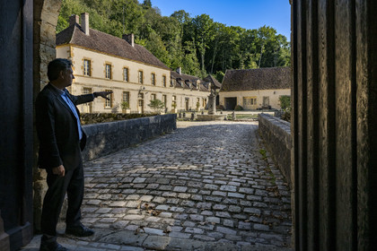 France, Nièvre (58), Parc naturel régional du Morvan, Bazoches, le chateau de Bazoches qui fut propriété du maréchal Sébastien le Prestre de Vauban, Amaury de Sigalas descendant d'une lignée de 28 générations de Chastellux et de Vauban
