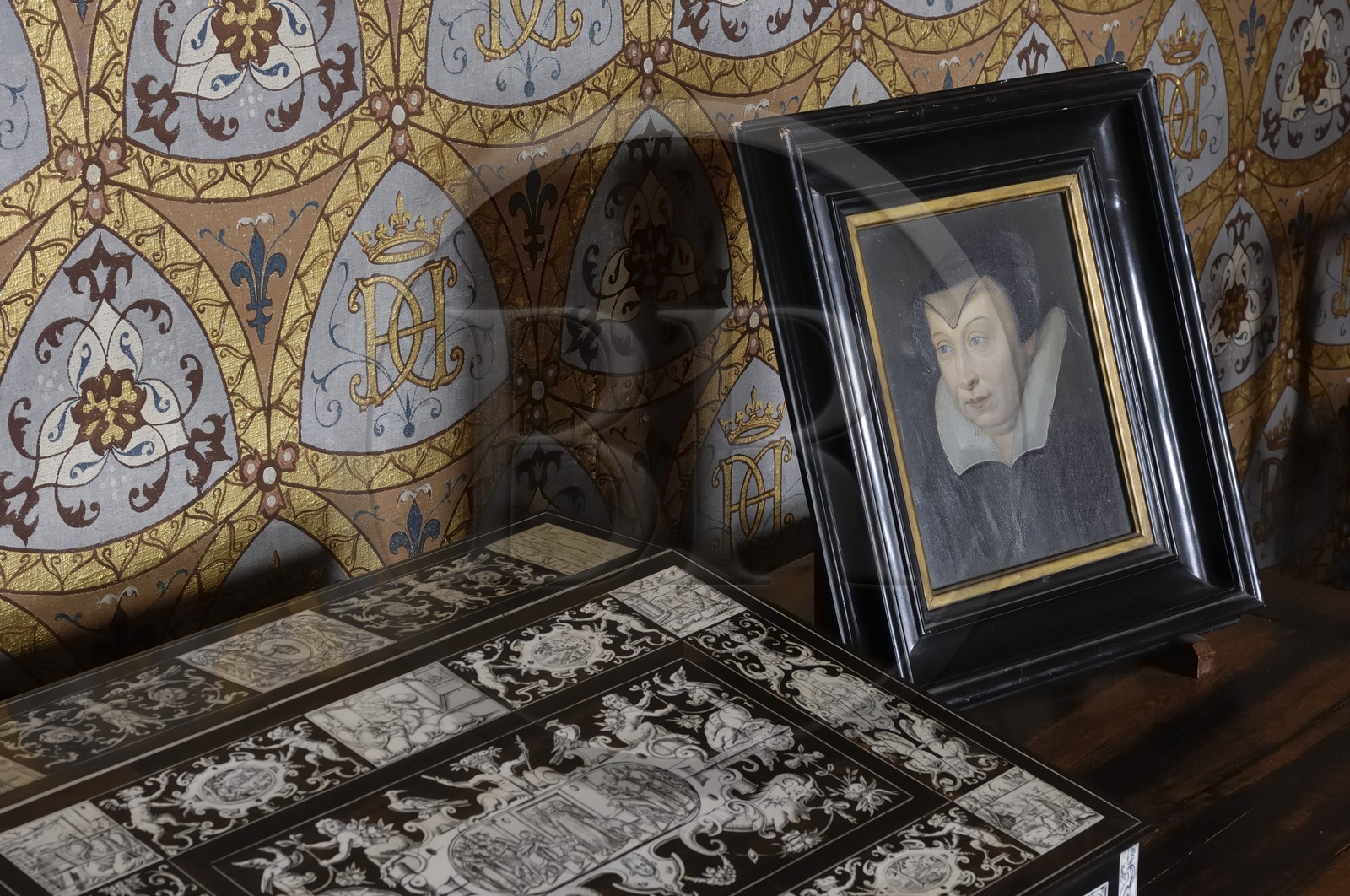 France, Loir-et-Cher (41), vallée de la Loire classée au Patrimoine Mondial de l'UNESCO, château de Blois, détail de la chambre de la Reine Catherine de Médicis