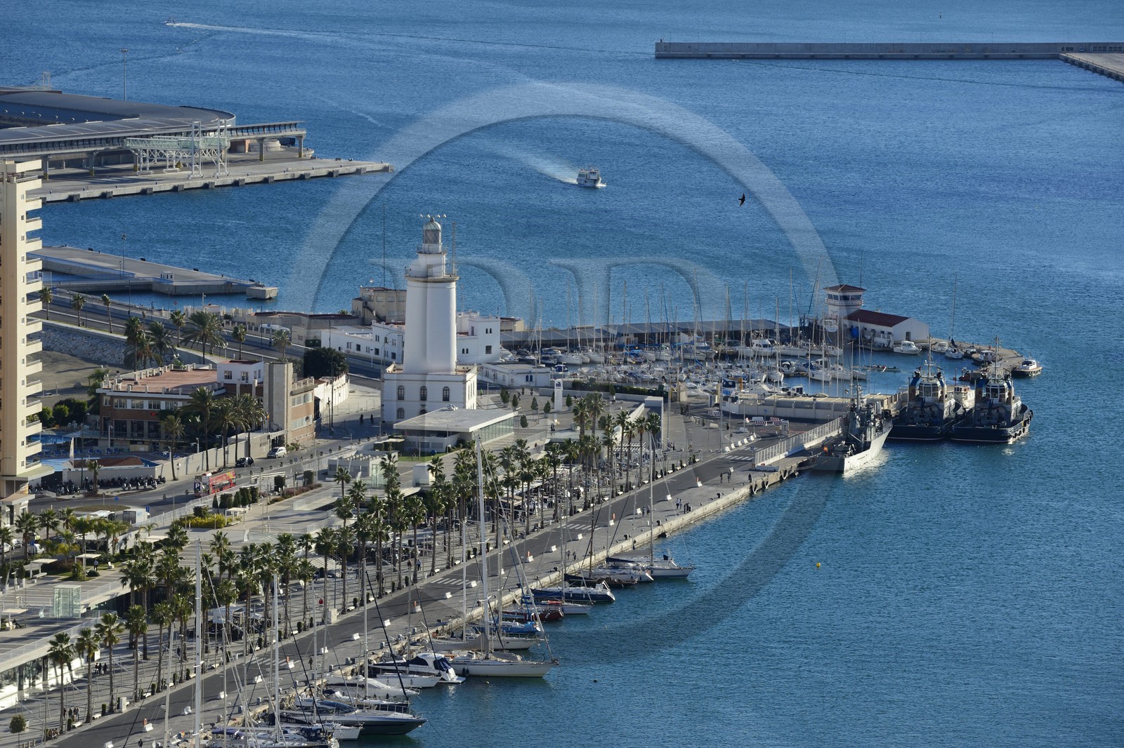 Espagne, Andalousie, Malaga, le port et son phare