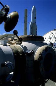 France, Haute Garonne, Toulouse, Cite de l'Espace (Space Center), Mir Station and full-sized Ariane 5 rocket