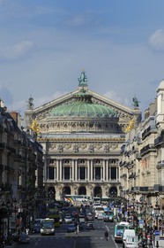 France, Paris (75), l' Opéra Garnier au bout de l' avenue de l' Opéra