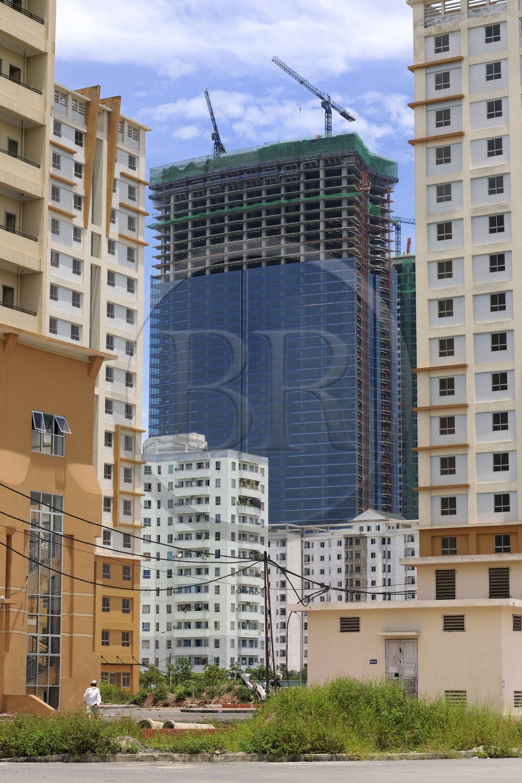 Vietnam, Hanoï, quartier de Cau Giay, le Keangnam Hanoi Landmark Tower est le plus haut gratte-ciel du pays de 336m sur Pham Hung Boulevard