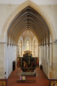 France, Haut-Rhin (68), Colmar, le musée Unterlinden, le retable d'Issenheim attribué à Grünewald, scène de la Crucifixion et Mise au tombeau