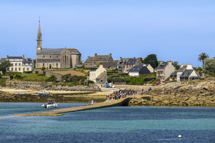 France, Finistère, Ponant Islands, Ile de Batz (Batz Island), the Notre-Dame-du-Bon-Secours church in the village and the ferry pier