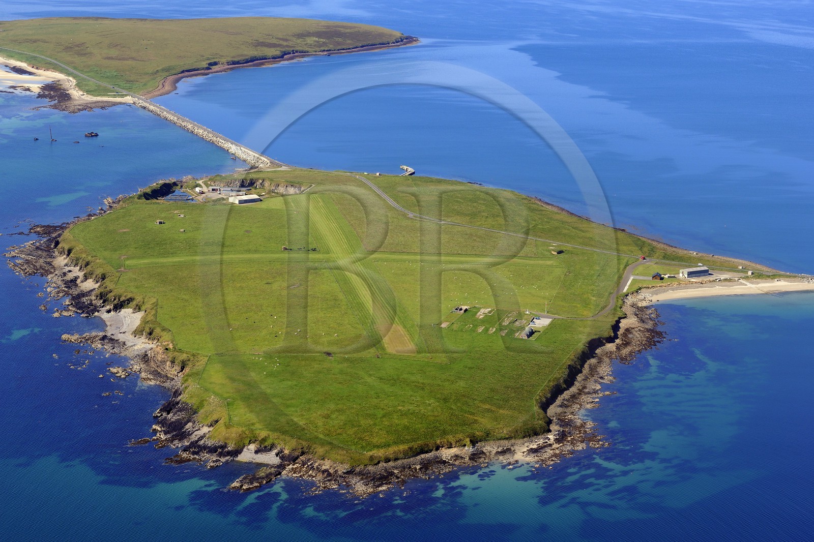 Royaume-Uni, Ecosse, Iles Orcades, aerodrome sur l'Ile de Lambholm(vue aérienne)
