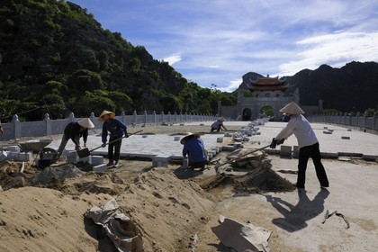 Vietnam, Ninh Binh province, Hoa Lu, the new entrance gate under construction