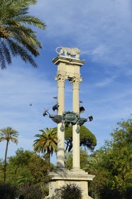 Espagne, Andalousie, Séville,  Jardins de Murillo, monument dédiée à Christophe Colomb