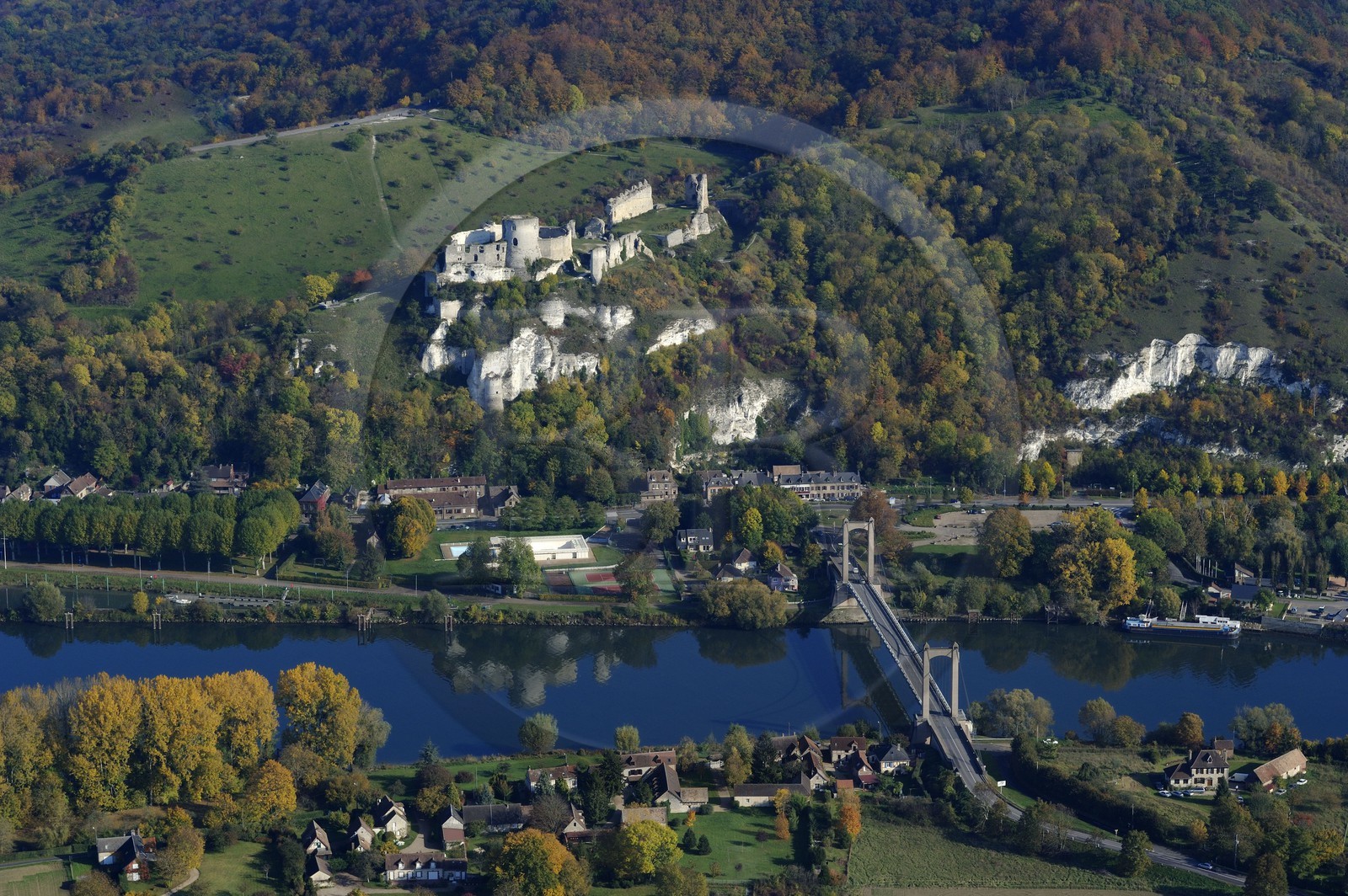 France, Eure (27), Les Andelys, Château-Gaillard, forteresse du XIIe siècle construite par Richard Coeur de Lion (vue aérienne)