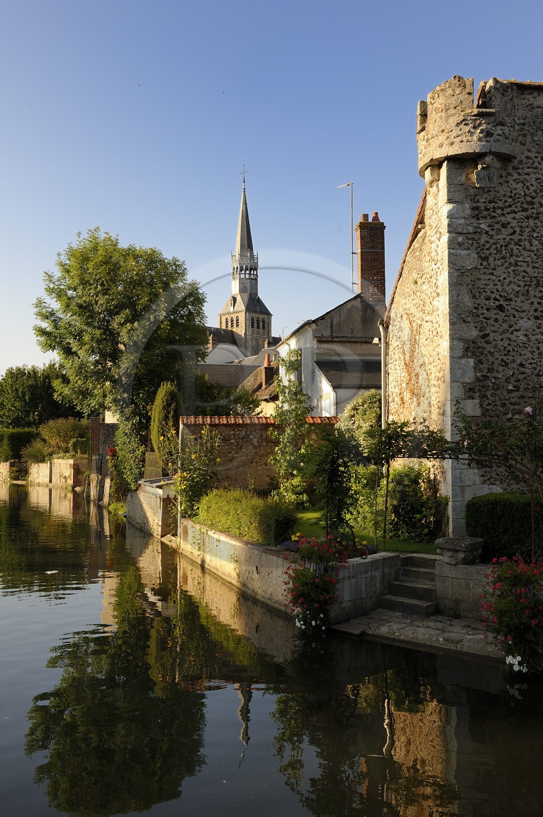 France, Eure-et-Loir (28), Bonneval, le fossé des remparts