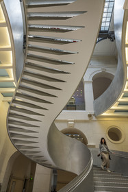 France, Paris (75), Bibliothèque Nationale de France, site Richelieu, escalier tournant du grand hall