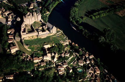 France, Dordogne, Perigord Noir, Beynac et Cazenac village, labelled Les Plus Beaux Villages de France (The Most Beautiful Villages of France), castle overlooking the village and Dordogne River (aerial view)