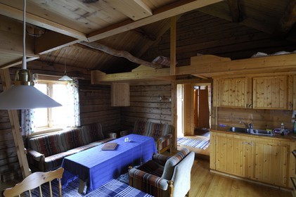 Norvège, Nordland, Iles Lofoten, Ile de Moskenes, village de Reine, intérieur d’une maison de pêcheurs (Rorbuer) aménagé en maison d’hôtes