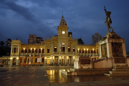 Brésil, Etat du Minas Gerais, Belo Horizonte, Museu de Artes e Oficios (musée des arts et métiers), l' ancienne gare centrale